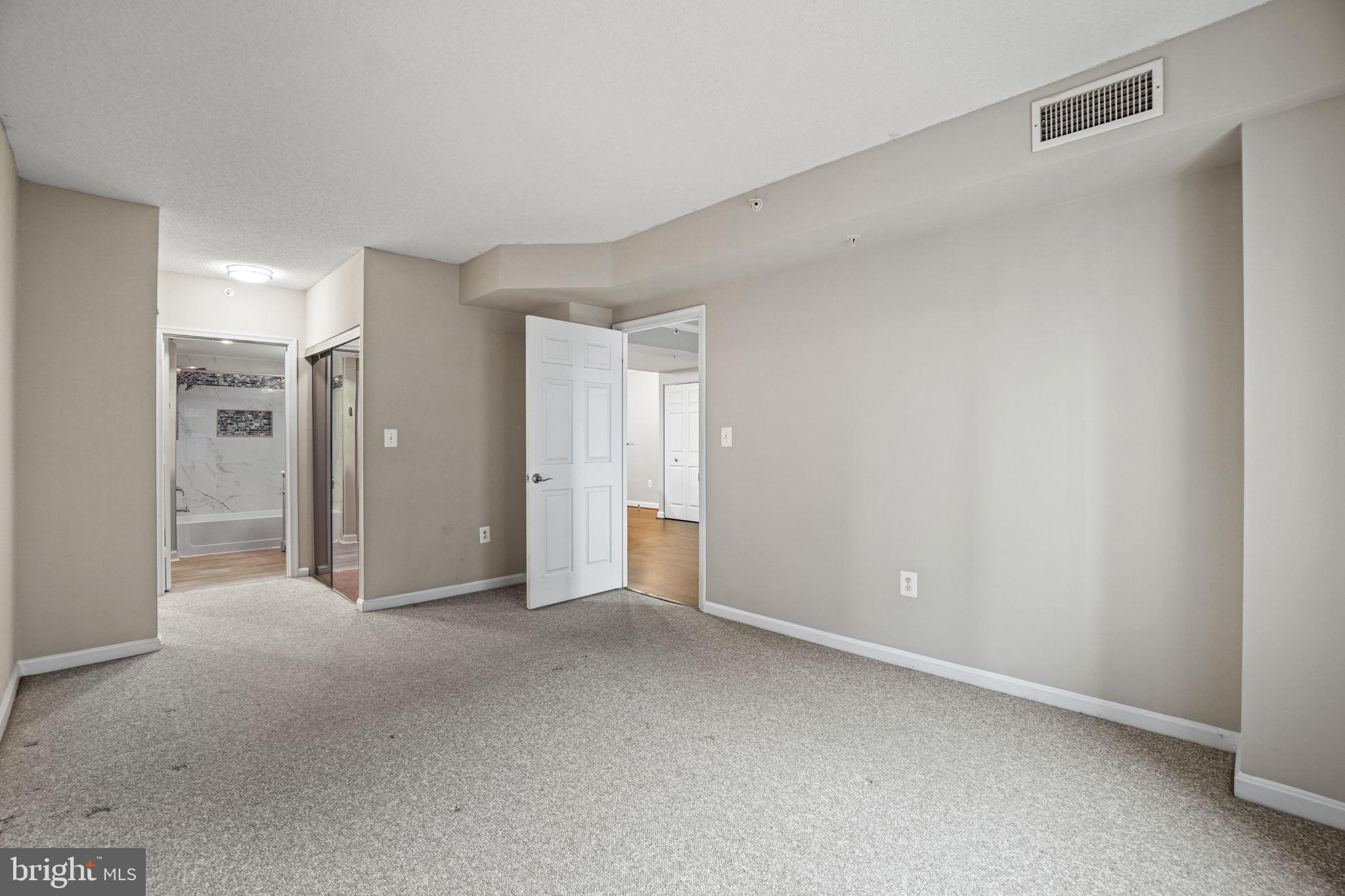 3101 N HAMPTON DRIVE 914