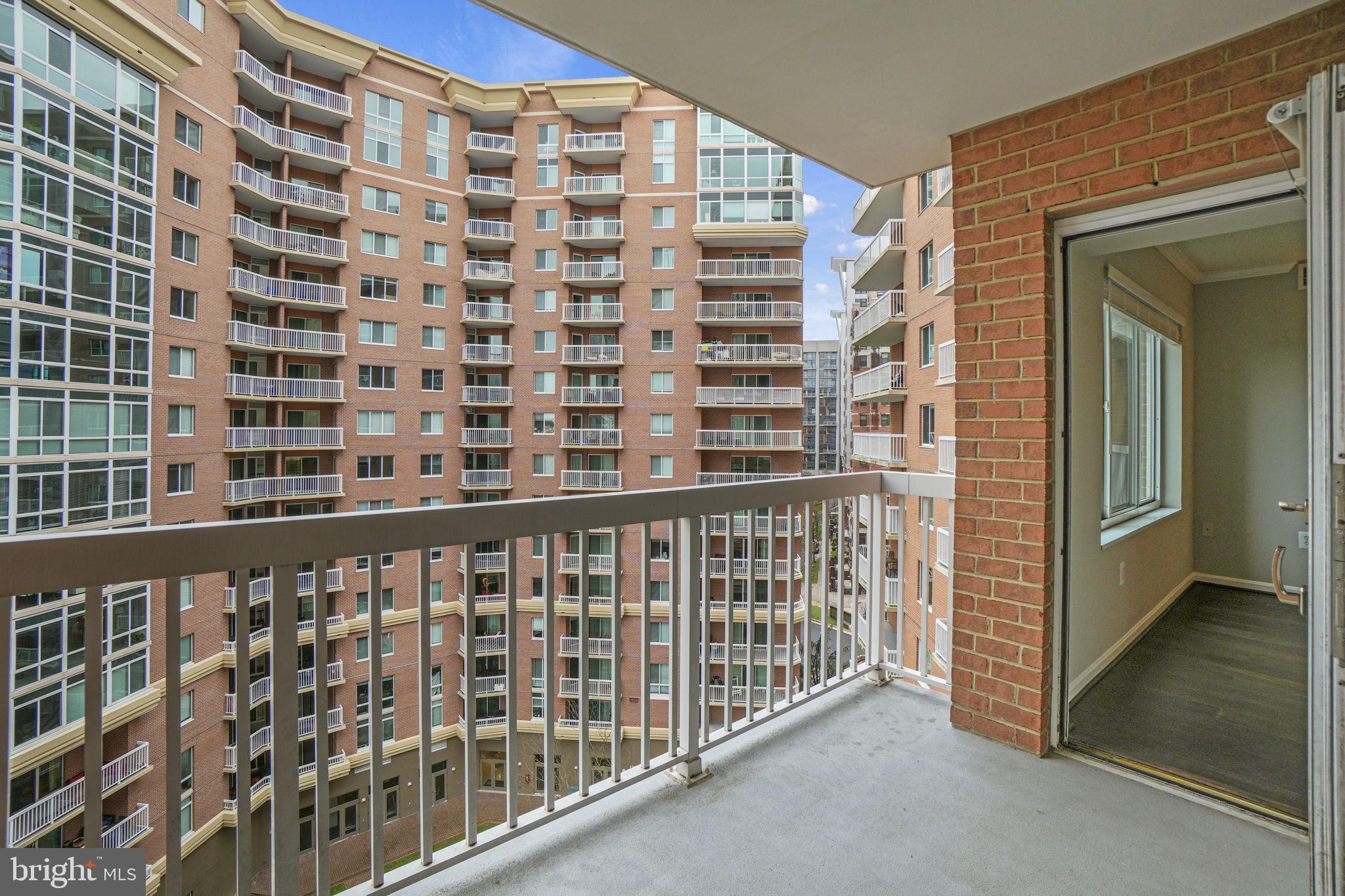 3101 N HAMPTON DRIVE 914