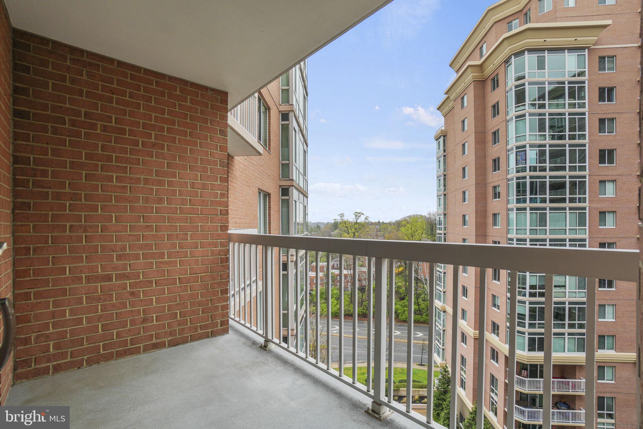 3101 N HAMPTON DRIVE 914