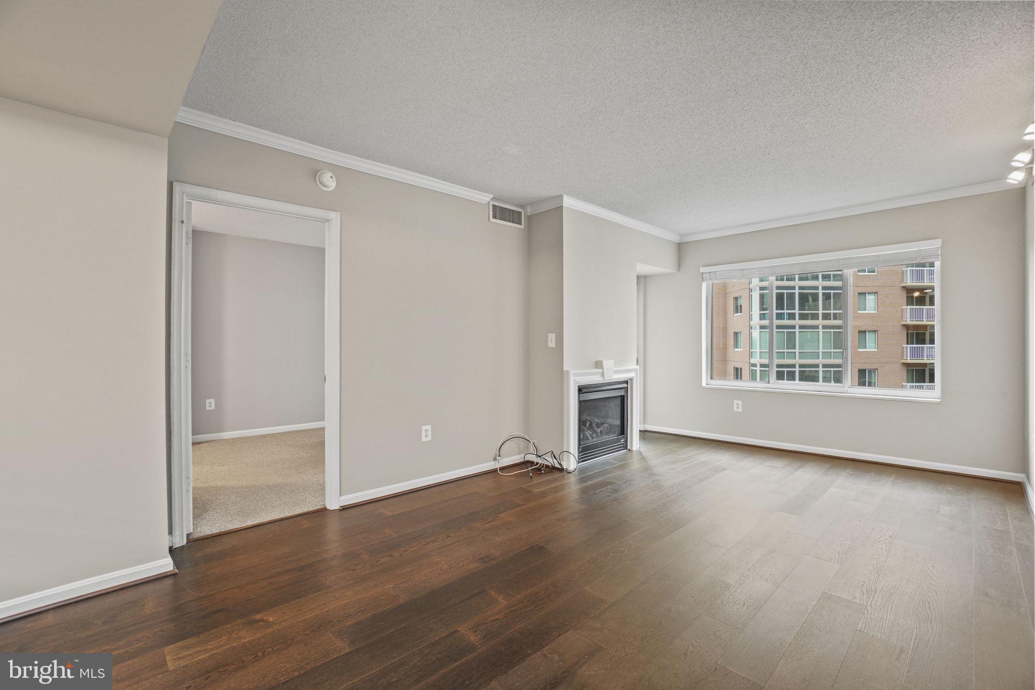 3101 N HAMPTON DRIVE 914