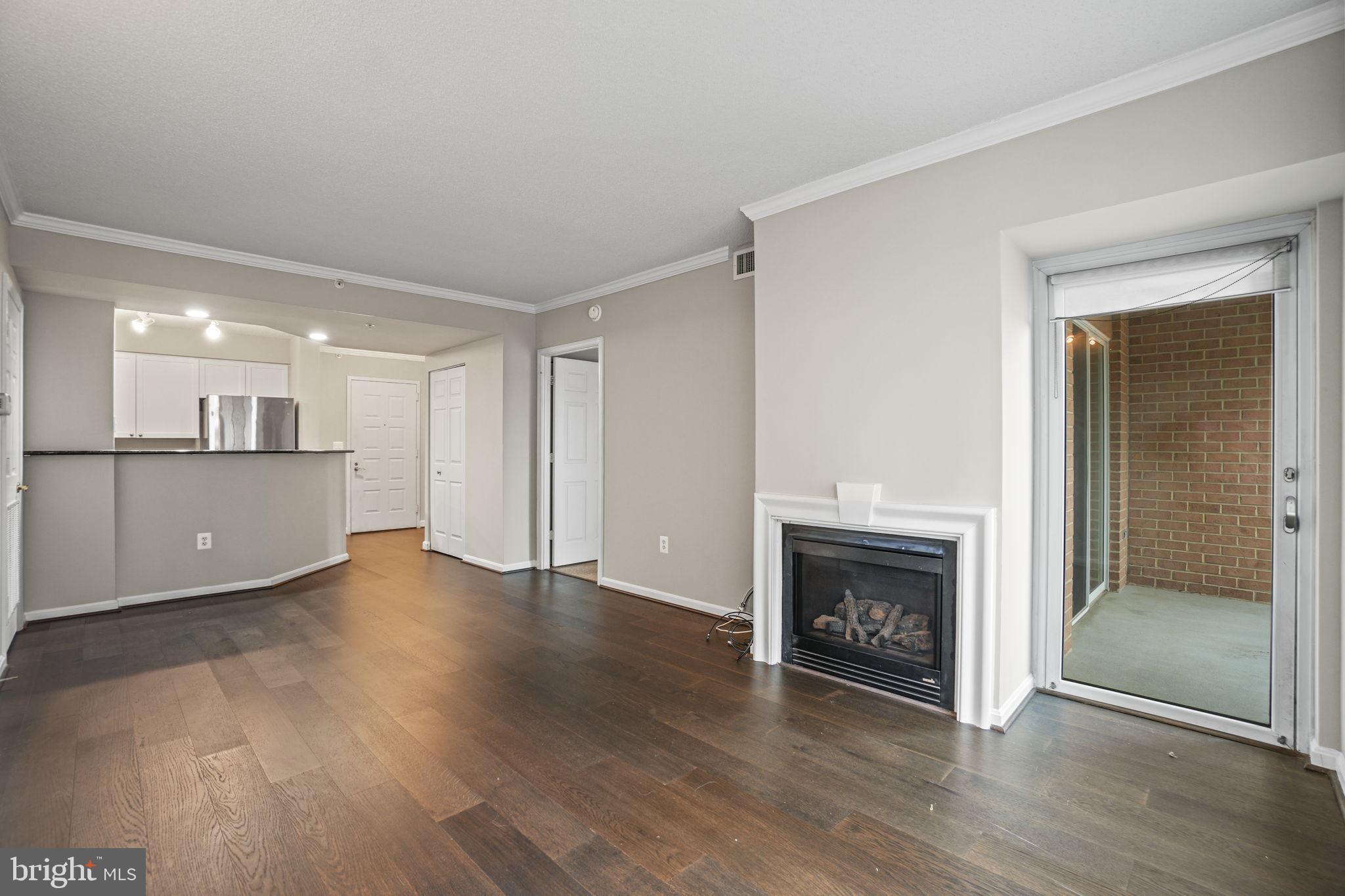 3101 N HAMPTON DRIVE 914