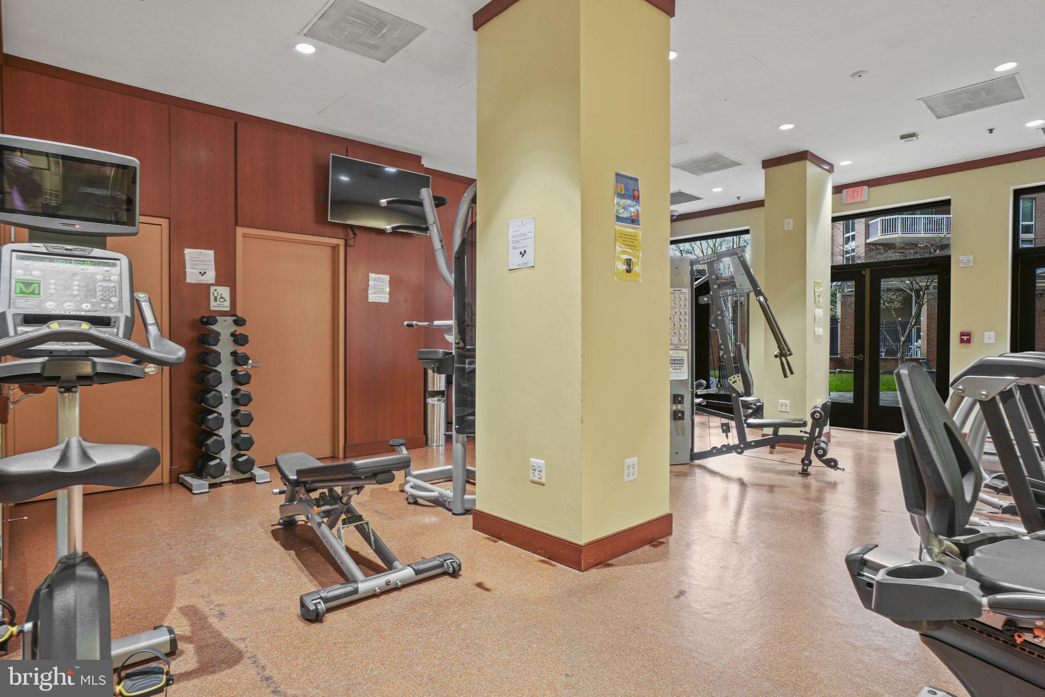 3101 N HAMPTON DRIVE 914