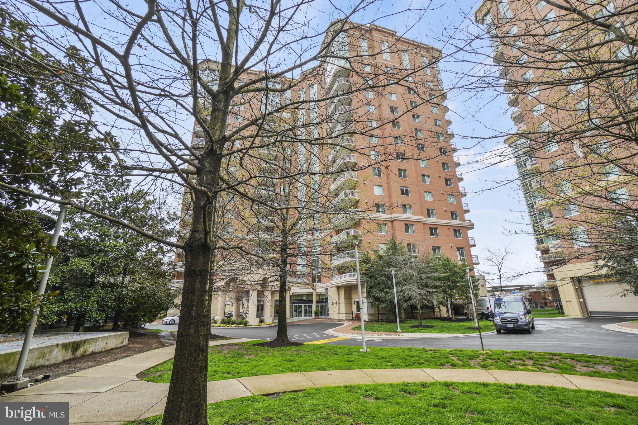 3101 N HAMPTON DRIVE 914
