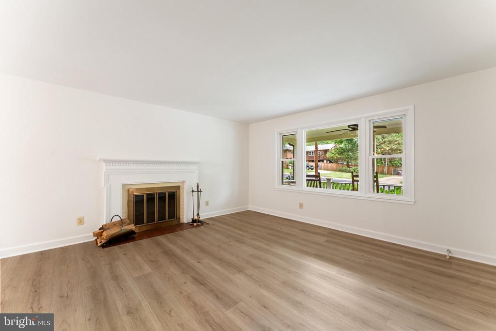 6012 KELLEY COURT