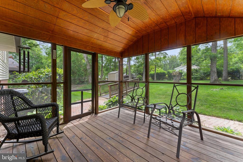 6012 KELLEY COURT