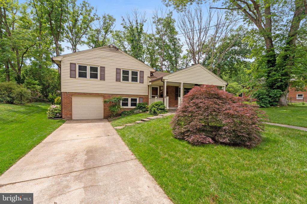 6012 KELLEY COURT