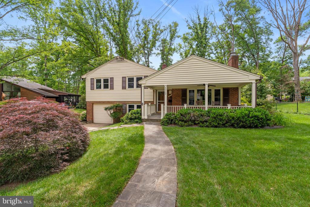6012 KELLEY COURT