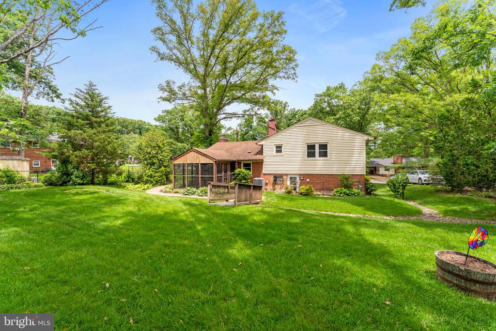 6012 KELLEY COURT