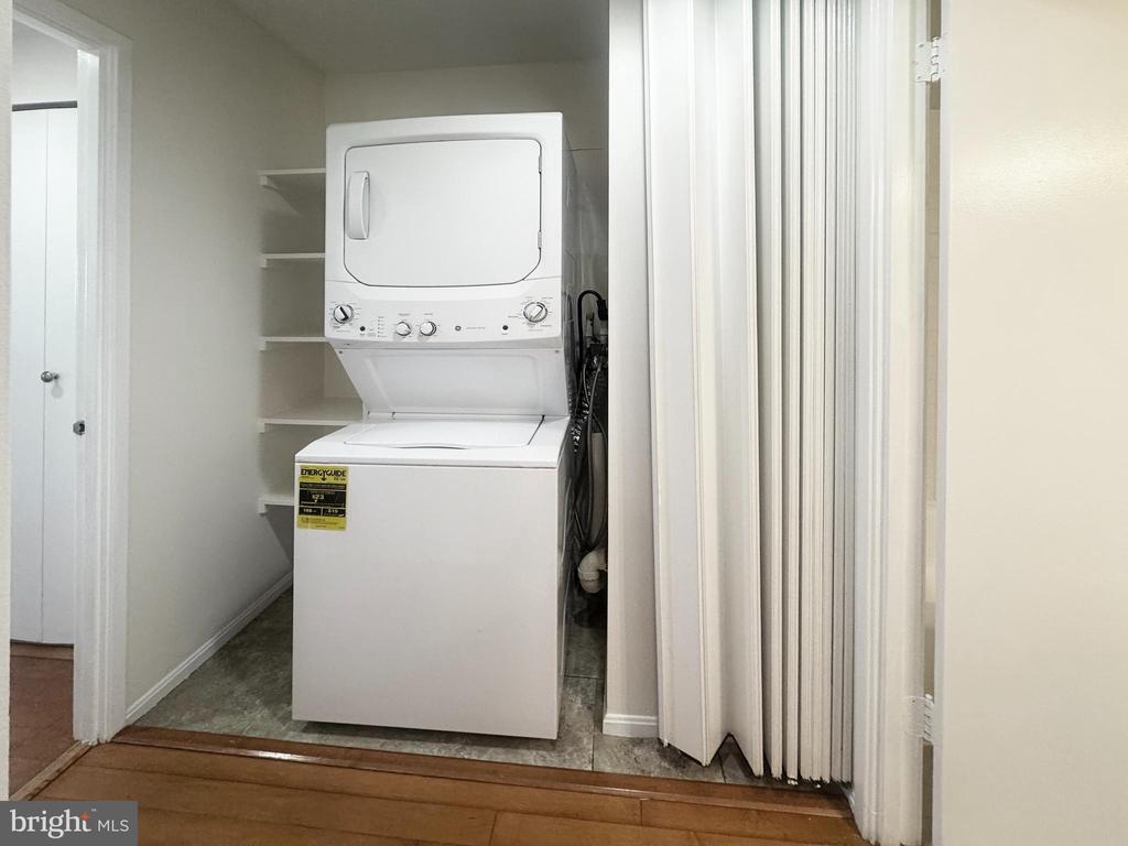 307 YOAKUM PARKWAY Unit: 816