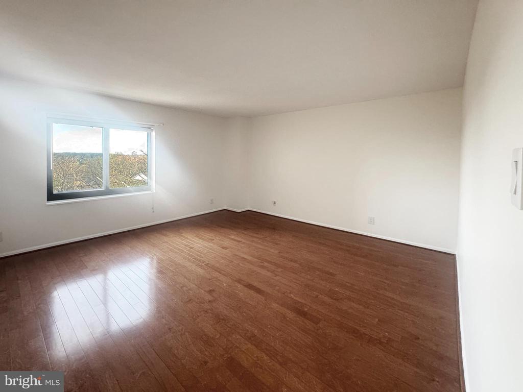 307 YOAKUM PARKWAY Unit: 816