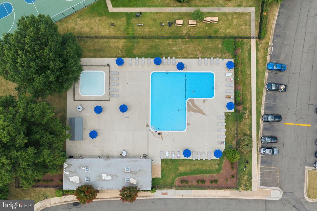 1225 MARTHA CUSTIS DRIVE Unit: 717