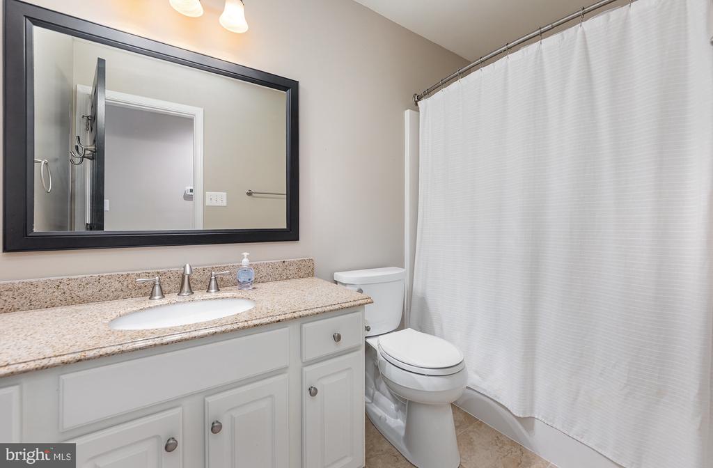 9401 ORCHID TERRACE