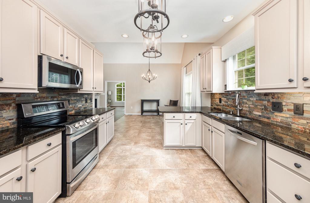 9401 ORCHID TERRACE