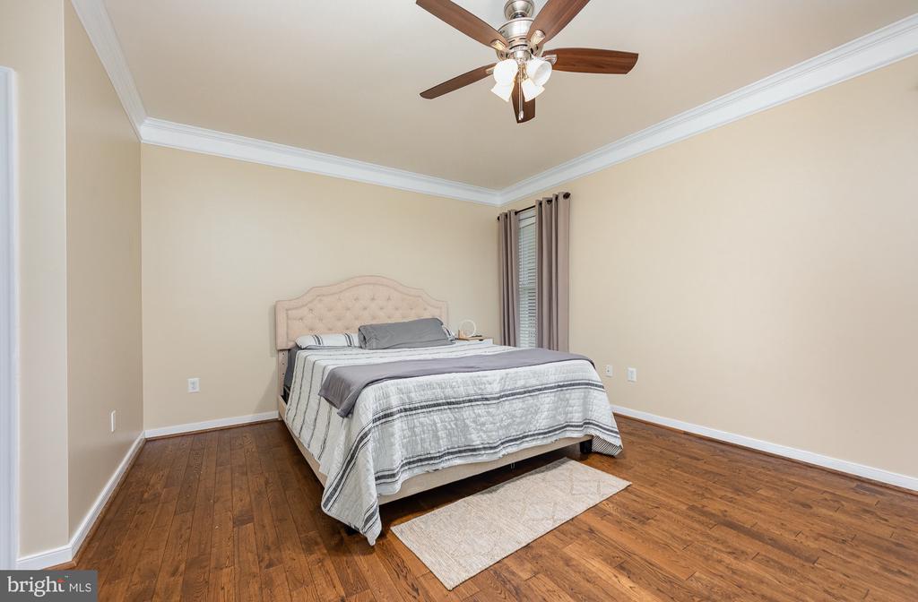 9401 ORCHID TERRACE