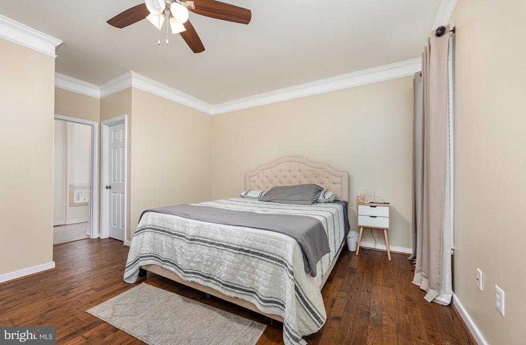 9401 ORCHID TERRACE