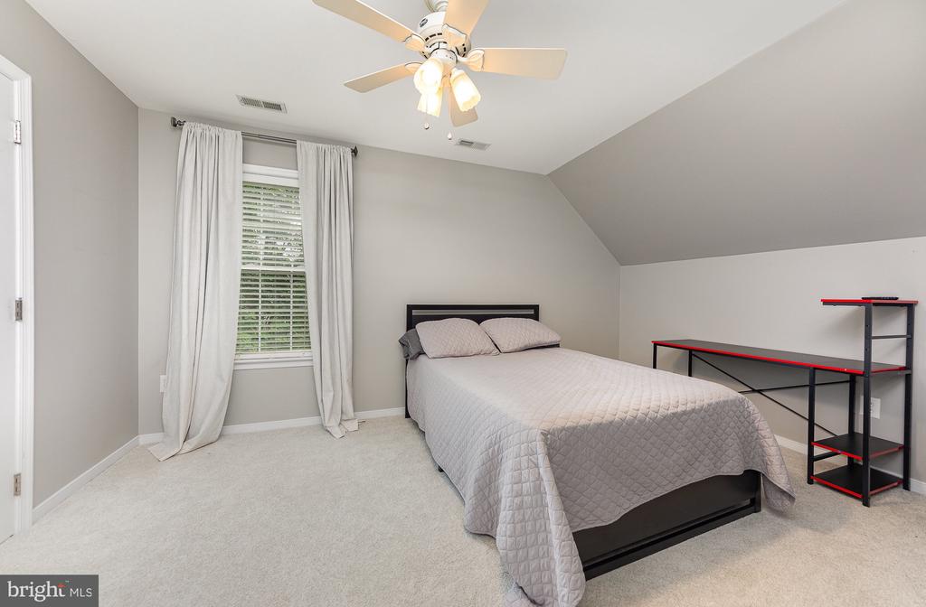 9401 ORCHID TERRACE
