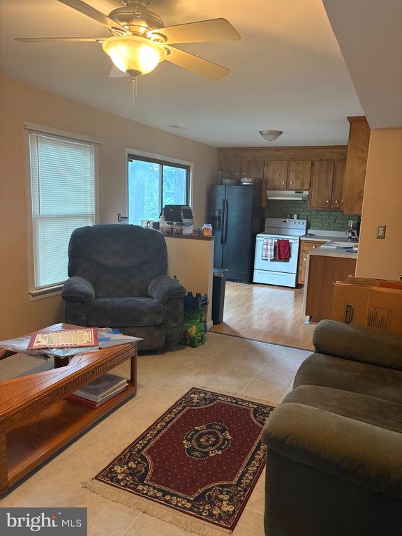 424 WADSWORTH DRIVE