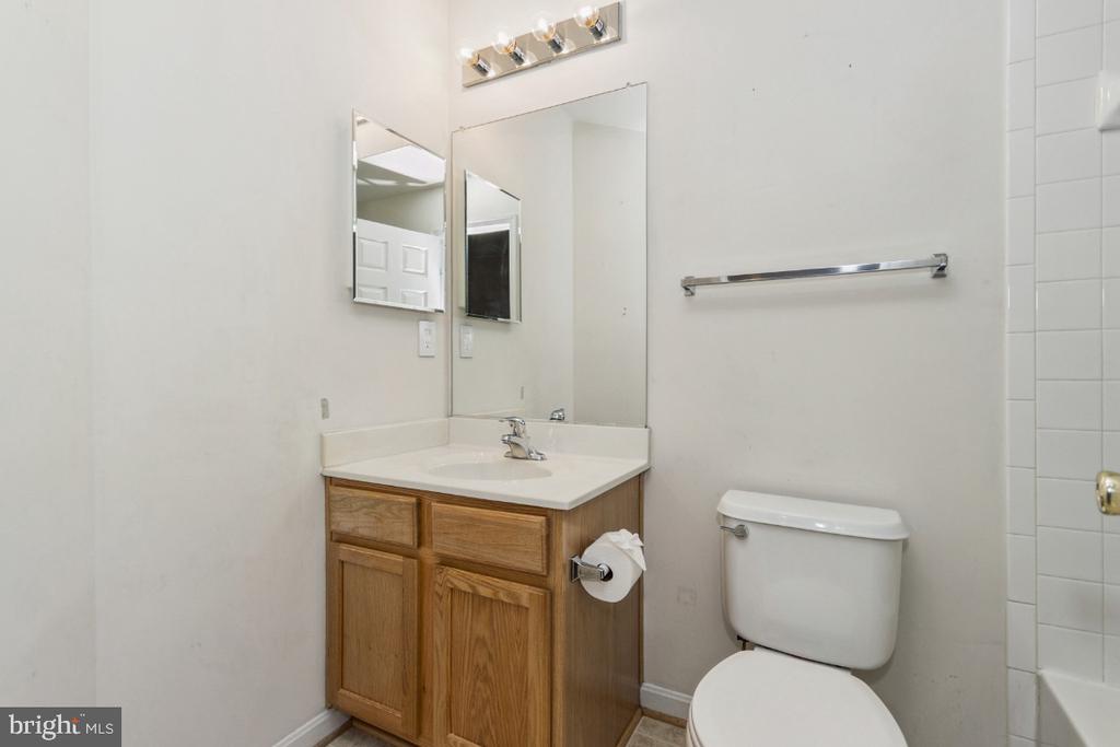 2261 FORSYTHIA DRIVE