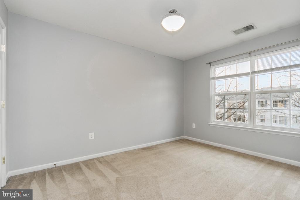 2261 FORSYTHIA DRIVE