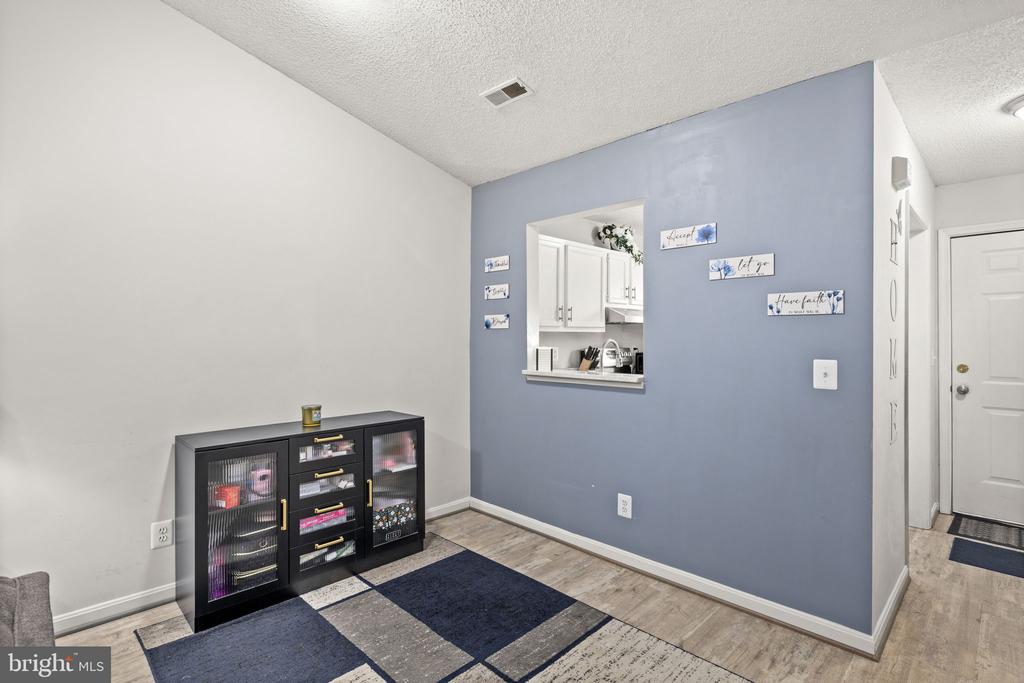 820 RIPPLEBROOK DRIVE