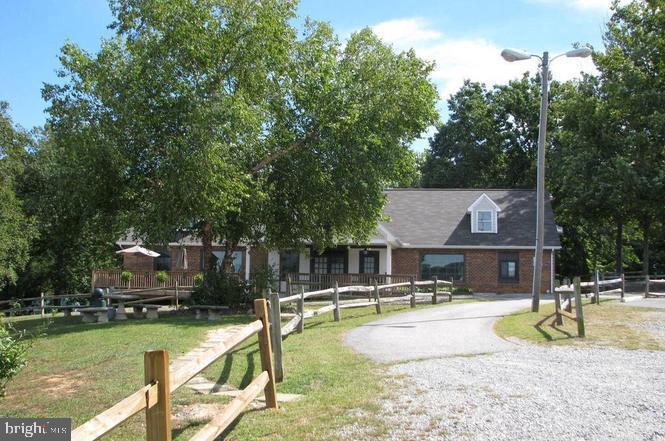 5 TACOMA COURT