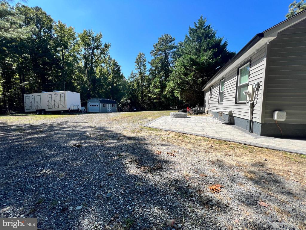5338 LADYSMITH ROAD