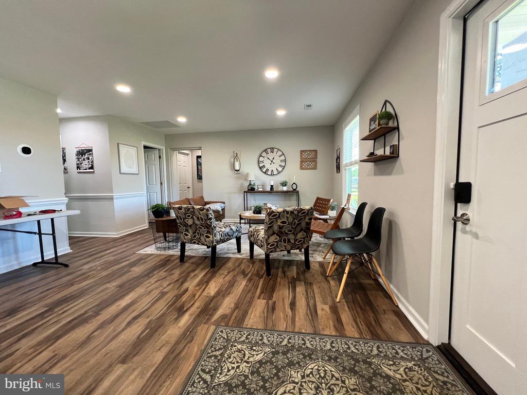 5338 LADYSMITH ROAD