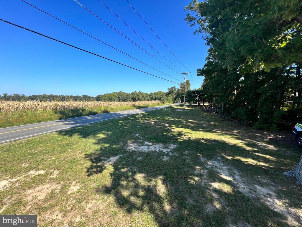 5338 LADYSMITH ROAD