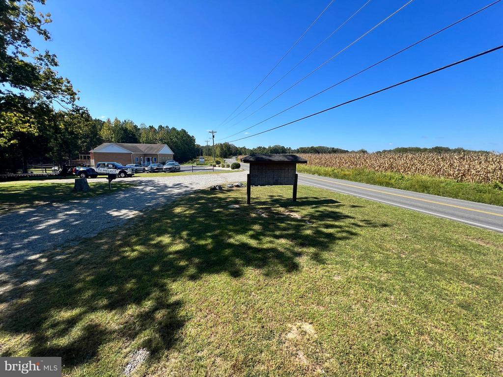 5338 LADYSMITH ROAD