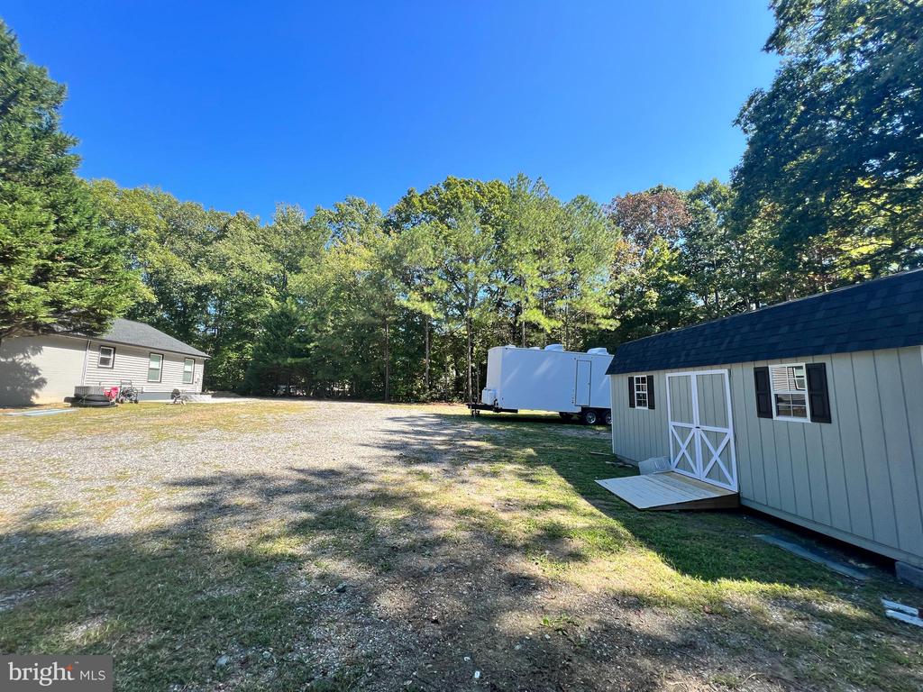 5338 LADYSMITH ROAD