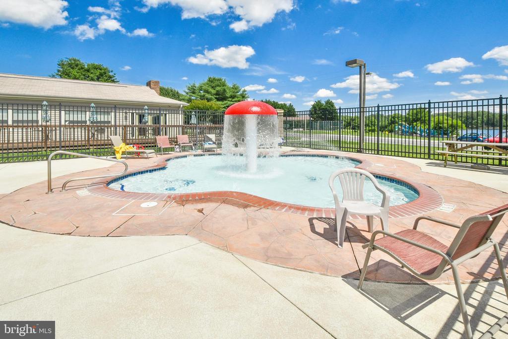 207 ADMIRAL DRIVE
