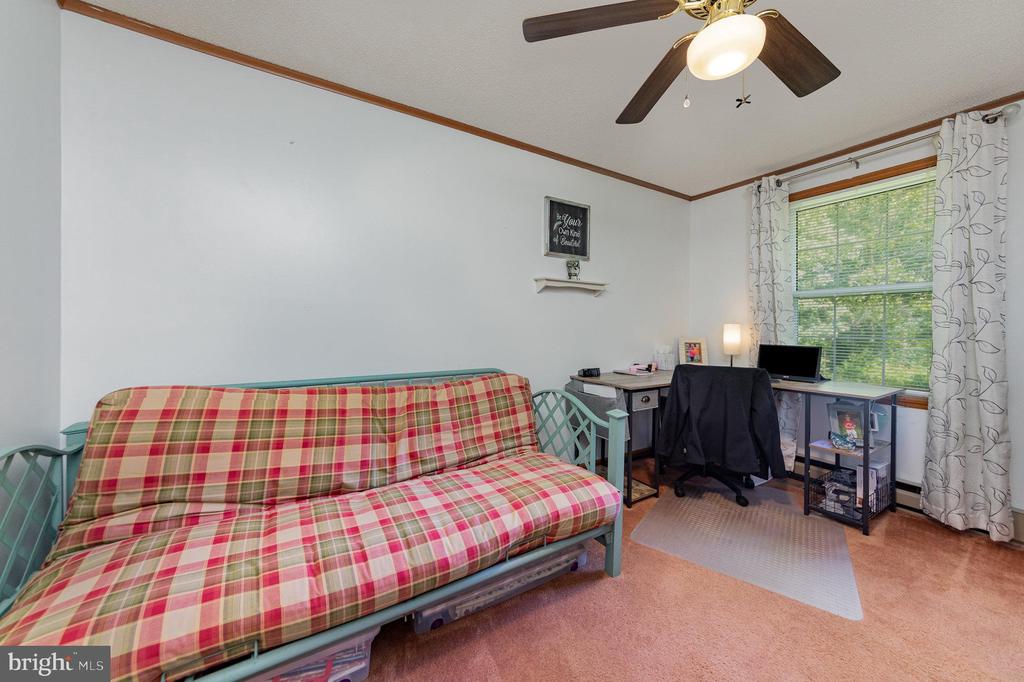 17878 LOCUST HILL ROAD