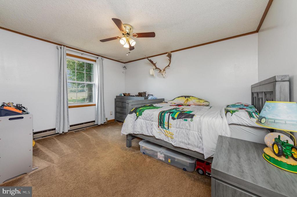 17878 LOCUST HILL ROAD