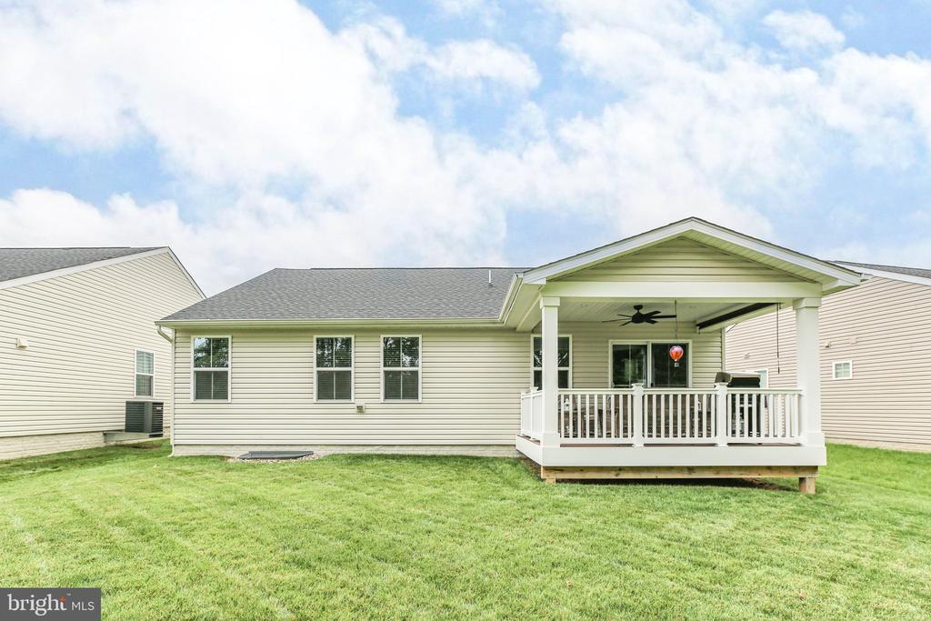 7212 PARCHMENT CIRCLE