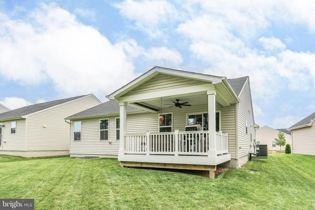 7212 PARCHMENT CIRCLE