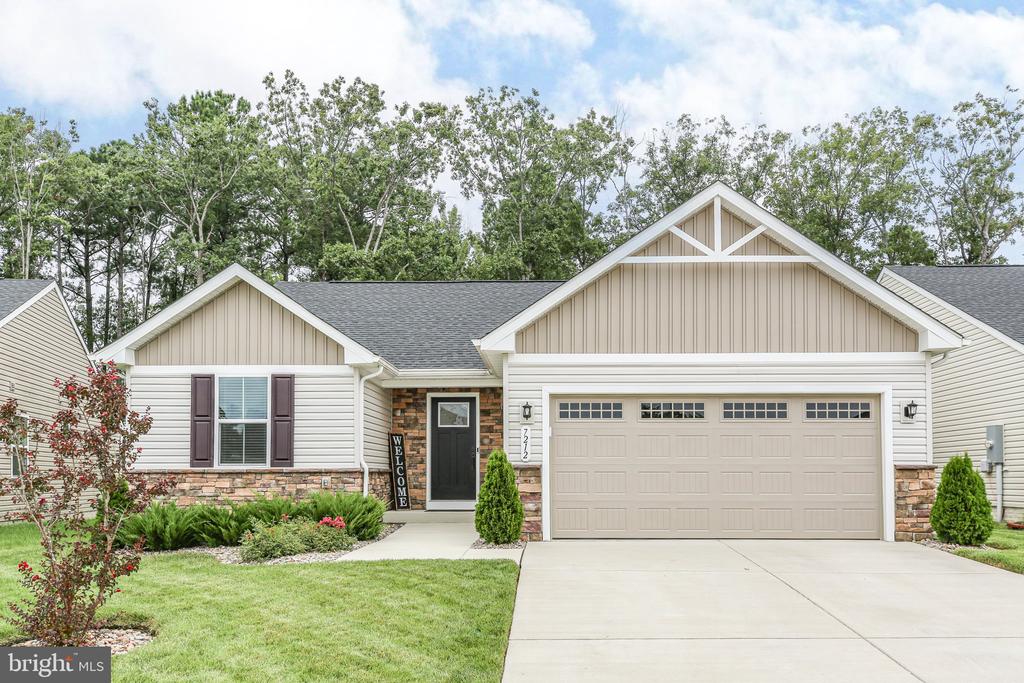 7212 PARCHMENT CIRCLE