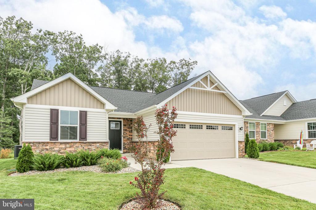 7212 PARCHMENT CIRCLE