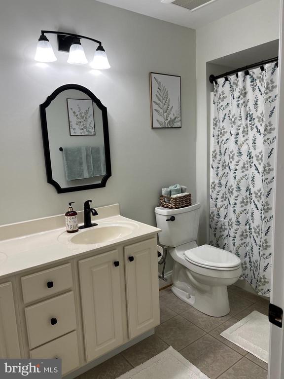 30121 GOOSE POINT COURT