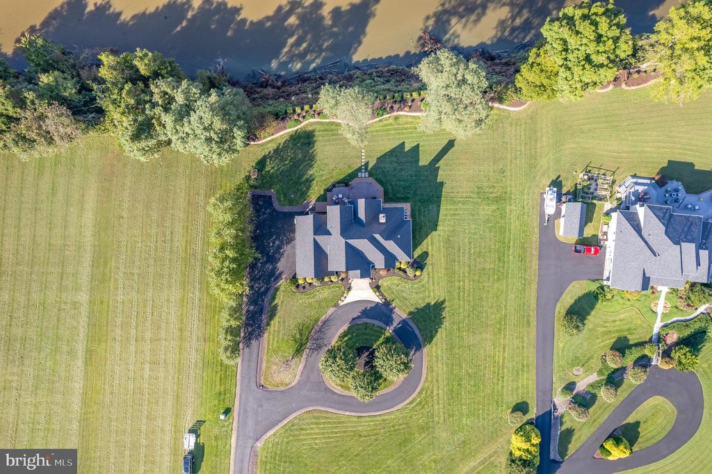 30121 GOOSE POINT COURT
