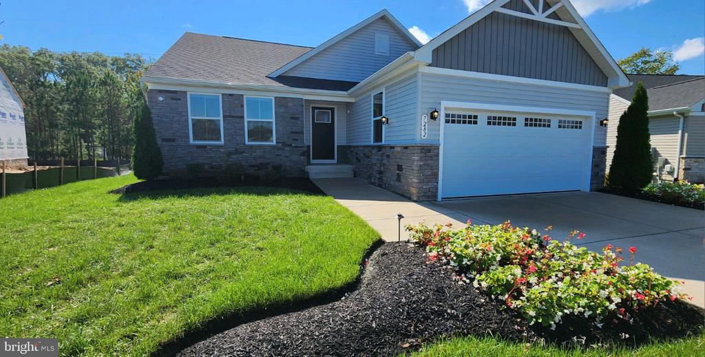 7282 PARCHMENT CIRCLE