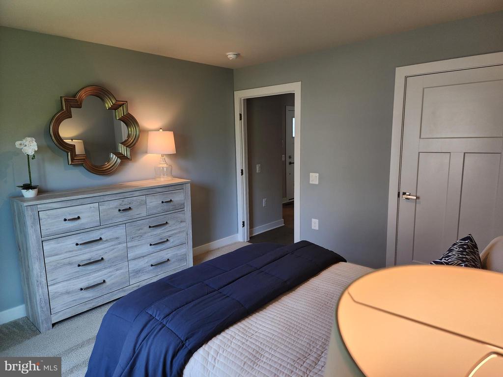 7282 PARCHMENT CIRCLE