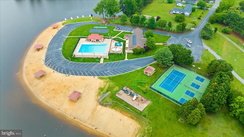 115 LAKE CAROLINE DRIVE