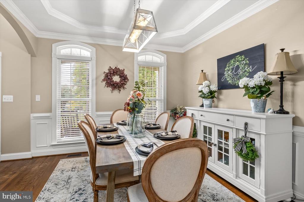 115 LAKE CAROLINE DRIVE