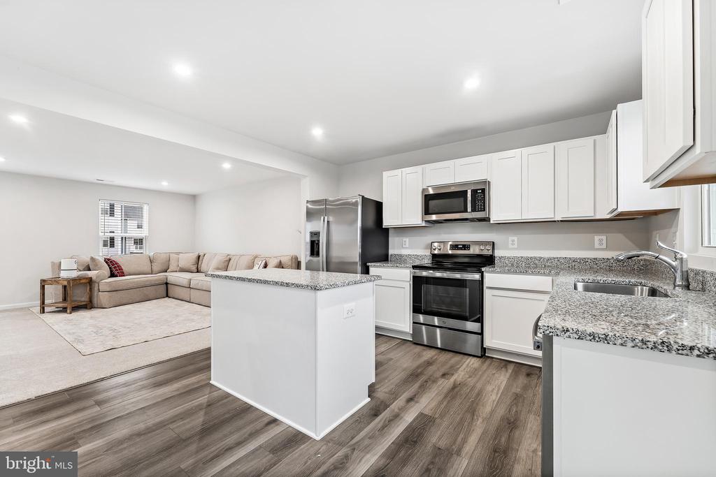 7210 SENATE WAY