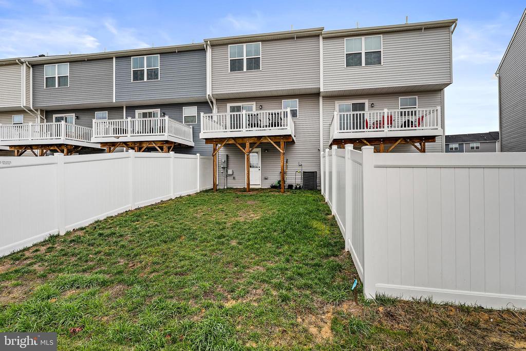 7210 SENATE WAY