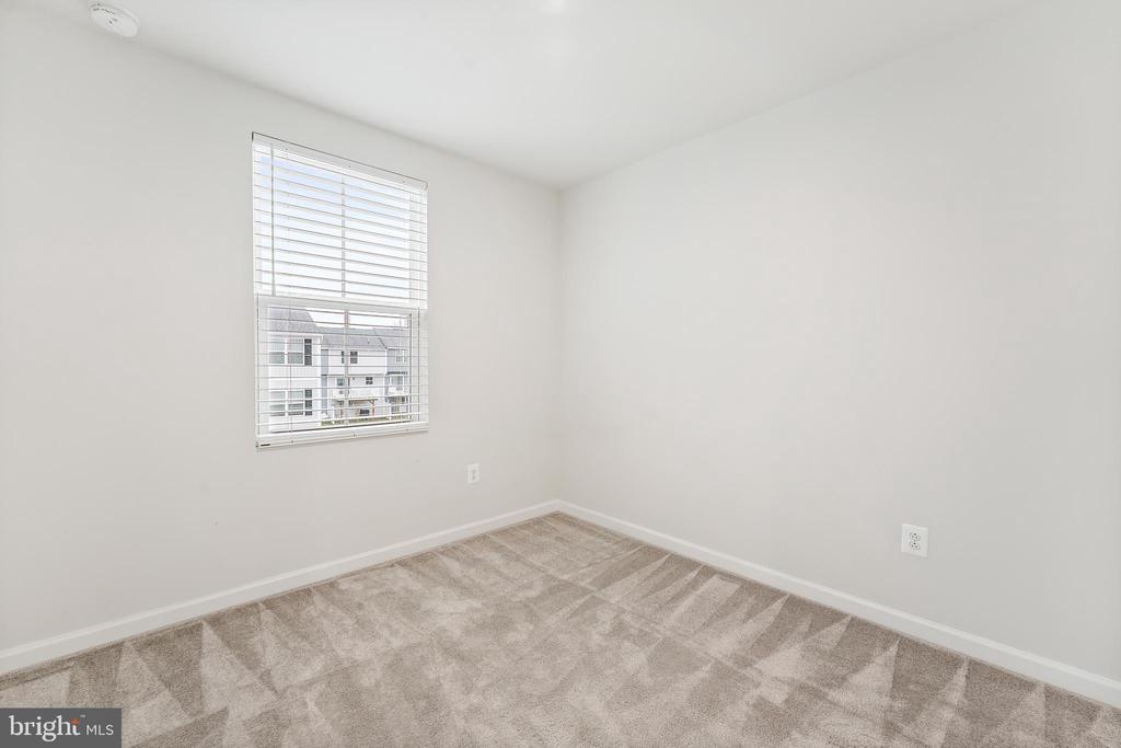 7210 SENATE WAY