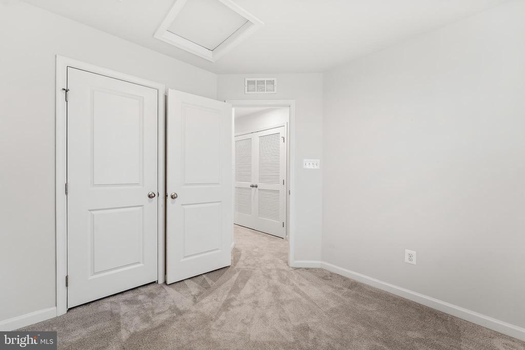 7210 SENATE WAY