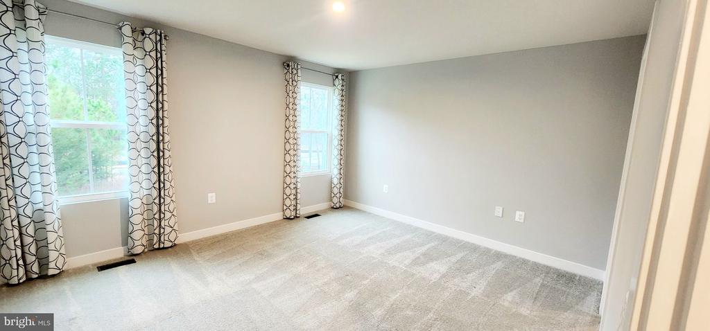 7278 PARCHMENT CIRCLE