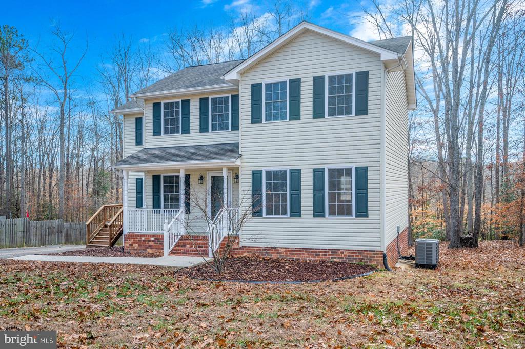 851 CAMPERS LANE