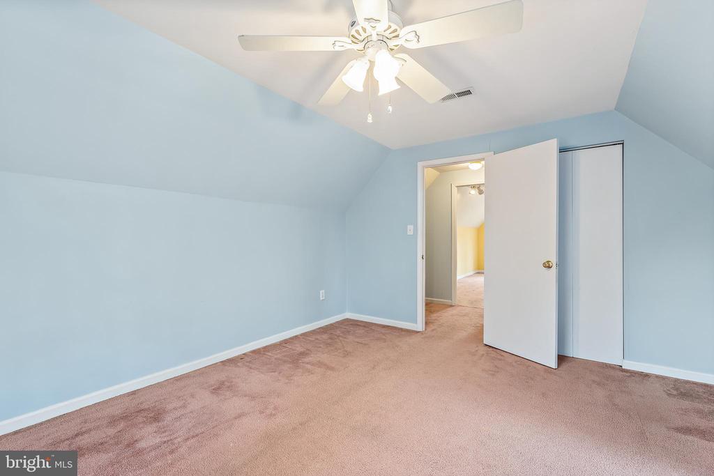 51 YORK COVE